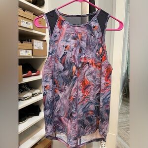 Lululemon Size 6 Top